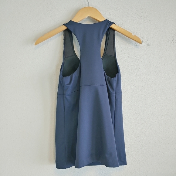 Athleta Racerback Built-In Bra Tank Top Sz 34C Athletic Exercise - Picture 3 of 8